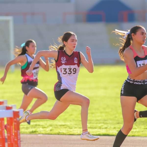 SUENA DISPARO DE SALIDA EN LA OLIMPIADA ESTATAL DE ATLETISMO